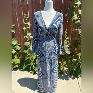 Stone Cold Fox Sunset Robe in Alva Print 100% Silk Maxi Dress Women’s Size XS/S